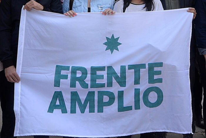 «Se ha defraudado la confianza»: Movimiento Democrático Popular abandona el Frente Amplio por firma de acuerdo constitucional