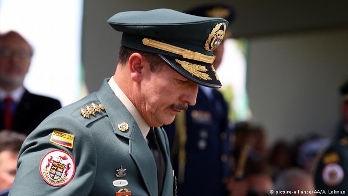 Human Rights Watch acusa a Duque de ascender a generales vinculados a más de 150 ejecuciones extrajudiciales
