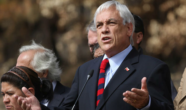 Afirmaciones de Piñera de que no ha politizado relaciones exteriores desatan duras críticas a horas de su viaje a Cúcuta