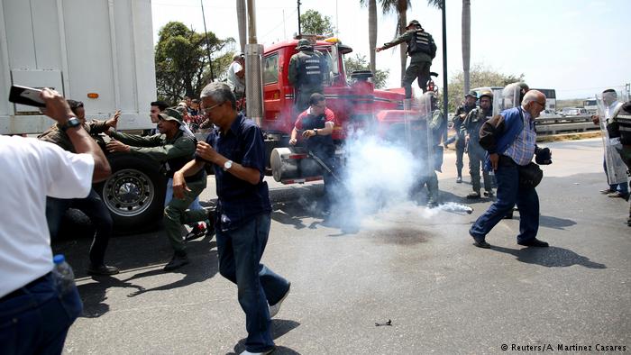Guardia Nacional venezolana bloquea caravana de diputados camino de la frontera