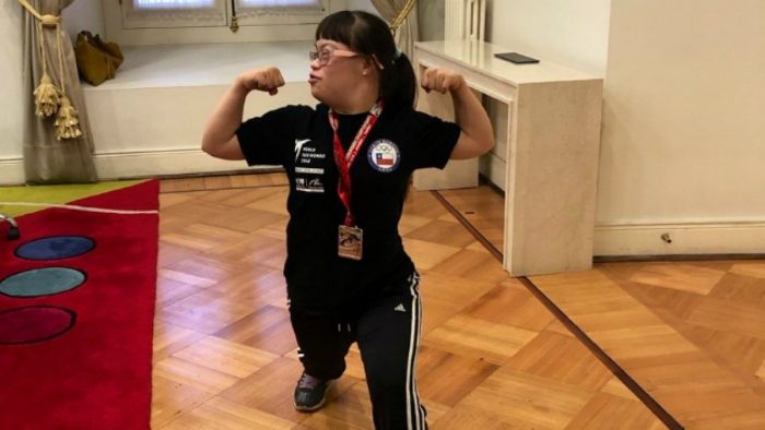 Reconocen a campeona mundial de parataekwondo y en La Moneda