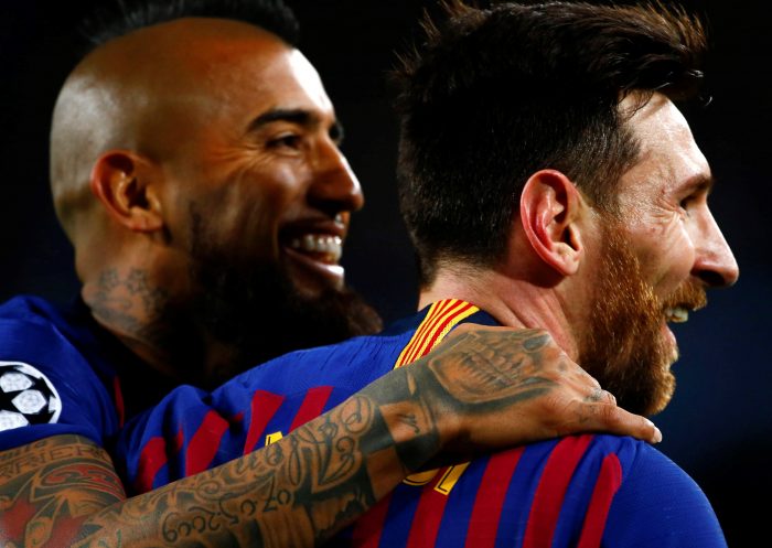 Sonríe el Rey Arturo: Barcelona goleó 5-1 al Lyon y clasifica a cuartos de la Champions