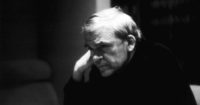 90 años de Milan Kundera: una historia entre Checoslovaquia y Francia