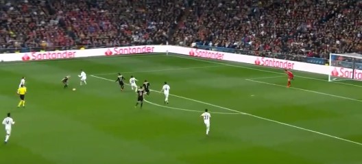 Real Madrid versus Ajax: El hermoso gol de Tadic para el 0-3