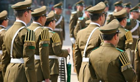 Fiscalía cierra investigación por fraude en Carabineros con más de 100 formalizados y prepara juicio oral más extenso de la historia