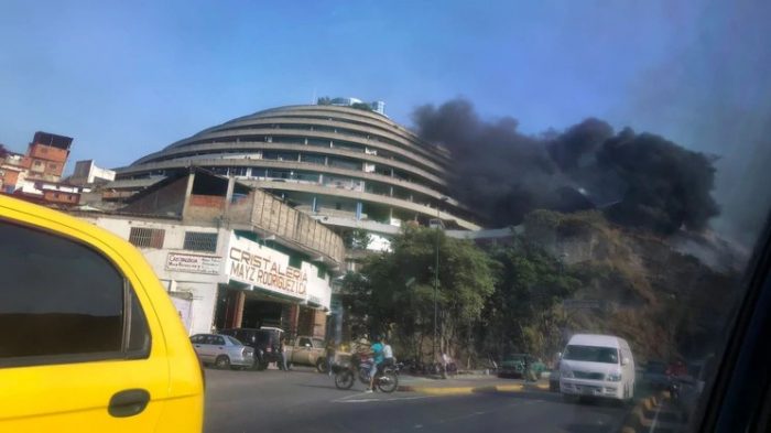 Registran incendio en El Helicoide, sede del servicio de inteligencia venezolano