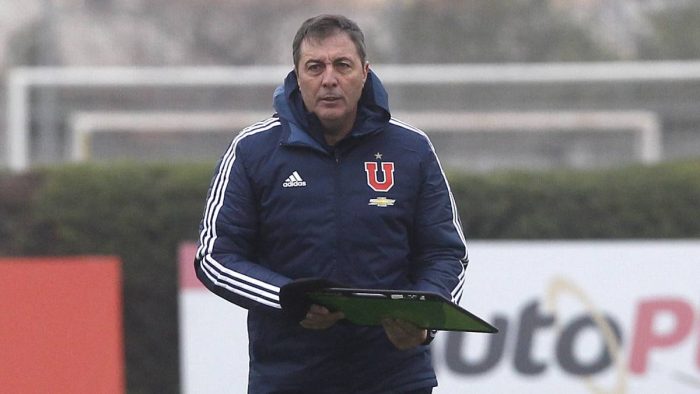 La crisis azul no para: Frank Kudelka renuncia a la banca de Universidad de Chile