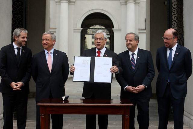 Fundación Sol advierte peligro que la reforma de Piñera pueda profundizar el “caos previsional”