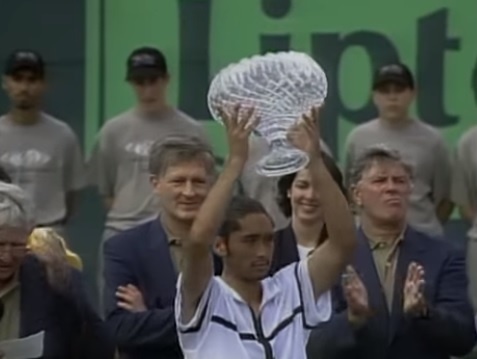 Un día como hoy: hace 21 años Marcelo Ríos alcanzaba el número 1 del mundo