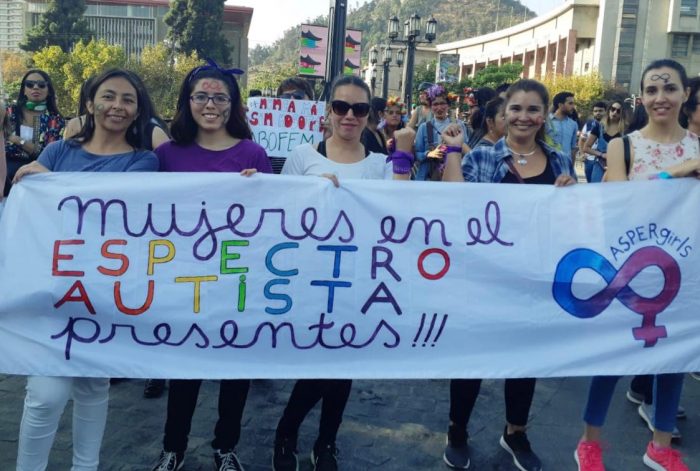 Doblemente discriminadas: mujeres con asperger «son las primeras candidatas al acoso laboral»