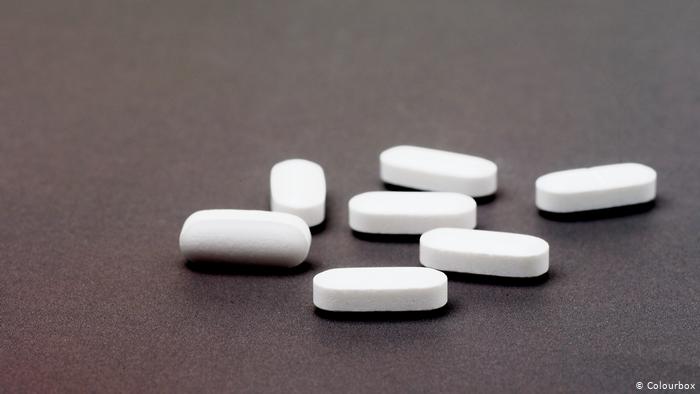 Francia pide investigar los riesgos del ibuprofeno
