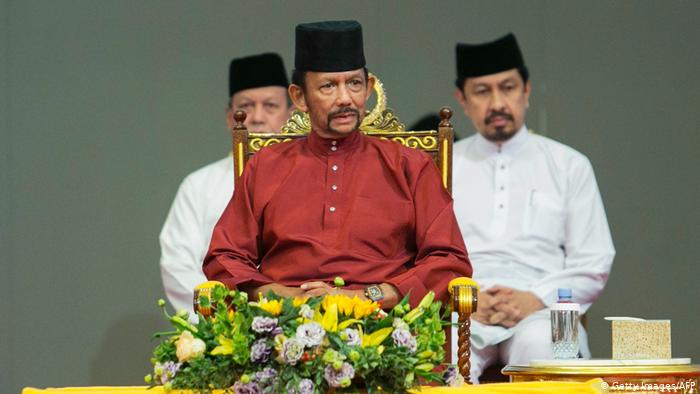 Brunéi: entran en vigor las leyes basadas en la sharía a pesar de las críticas