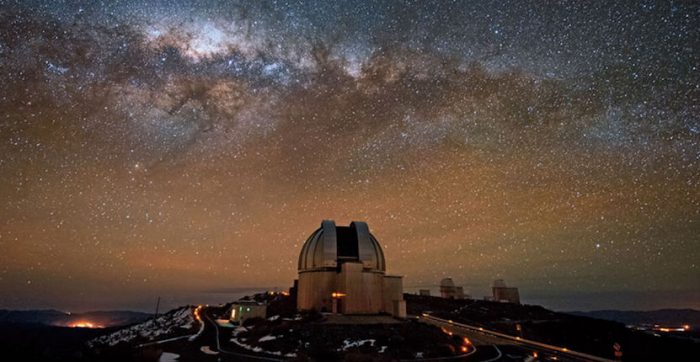Charla Gratuita: El peligro que amenaza a la astronomía de Chile en Facultad de Ciencias Físicas y Matemáticas de la U. De Chile