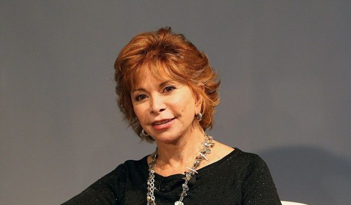 El Teatro Cervantes de Londres programa un año en femenino y cierra con obra de Isabel Allende