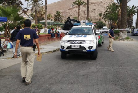 Femicidio en Arica: sujeto apuñaló a su expareja en plena vía pública
