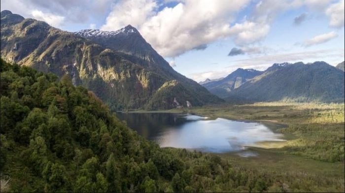 Fundación Tompkins entregó al Estado dos parques en la Patagonia