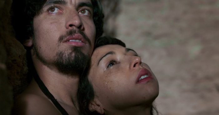 Cine y teatro se reúnen en «Medea», obra cinematográfica experimental chilena