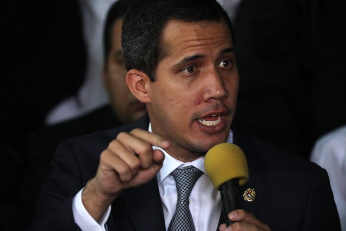 Guaidó denuncia «golpe al Parlamento» y llama a protestas el sábado