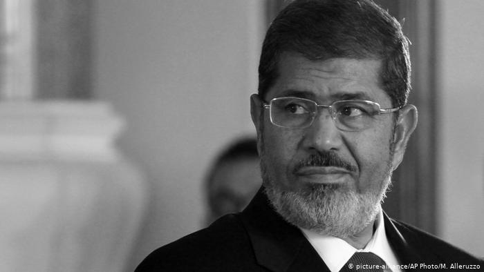 Expresidente egipcio Mohamed Mursi muere en pleno tribunal tras desvanecerse en su juicio