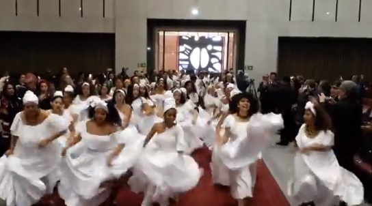 Afroariqueños presentaron espectacular muestra de danza en el Congreso tras reconocimiento como pueblo tribal