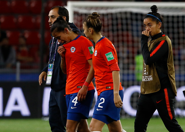 Los lamentos de la seleccionadas chilenas tras la eliminación del Mundial de Francia