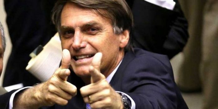 Bolsonaro agradece apoyo para que Brasil «superara una crisis» en la Amazonía