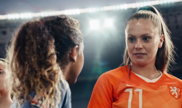 No se quiso quedar fuera: el inspirador comercial de fútbol previo al Mundial femenino de Francia