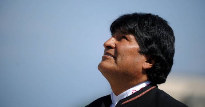 Evo Morales ofrece ayuda a Chile para rescatar a los tres mineros bolivianos atrapados en la Mina San José