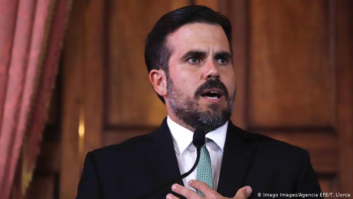 Puerto Rico: gobernador renuncia a reelección en medio de crisis política