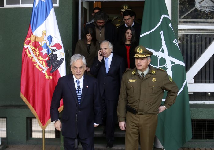 Oposición advierte de «oportunismo» de Piñera tras atentado en comisaría de Huechuraba