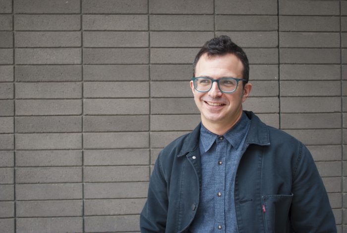 Hijo de chilenos ganador del Premio National Book Awards de EEUU: «me interesan los vínculos entre Chicago -donde vivo- y Chile»