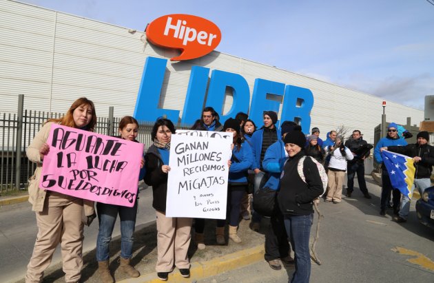 Sindicato de Walmart confirma la huelga tras fracasar negociaciones «de emergencia» realizadas por la empresa