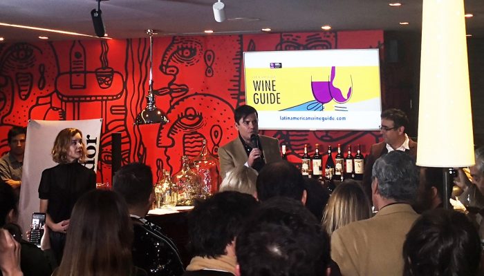 Conoce la nueva guía con los mejores vinos latinoamericanos