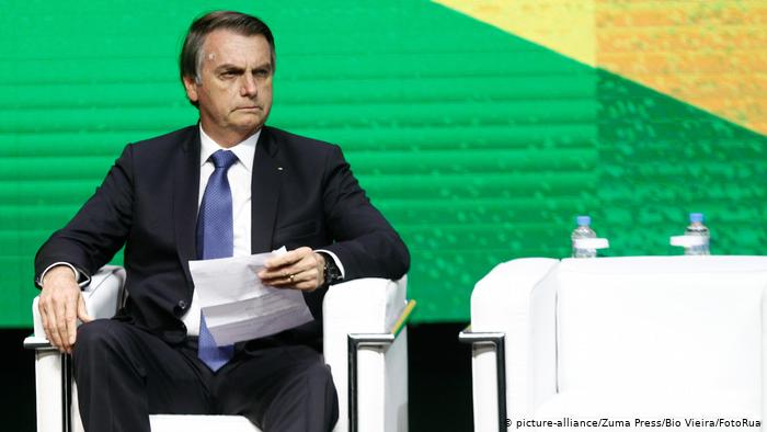 Bolsonaro culpa a las ONG ambientalistas de ser responsables de incendios en la Amazonía