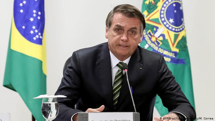 Bolsonaro modifica norma y autoriza uso de fuego para cultivos