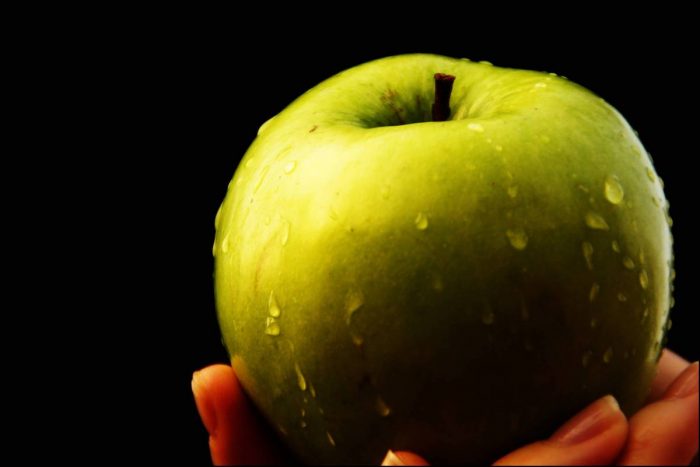 Suprarreciclaje de manzanas: De ser desechadas a convertirse en barras de cereal