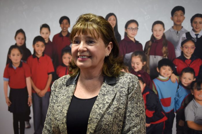 Dora Altbir recibe el Premio Nacional de Ciencias Exactas 2019