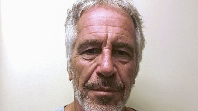 Víctimas demandan al FBI por no protegerlas de los abusos sexuales de Jeffrey Epstein