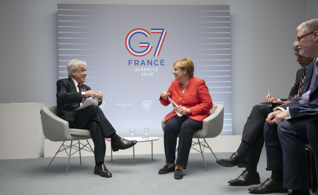 Desde la inversión alemana en el litio a los incendios en la Amazonía: los encuentros de Piñera en el G7