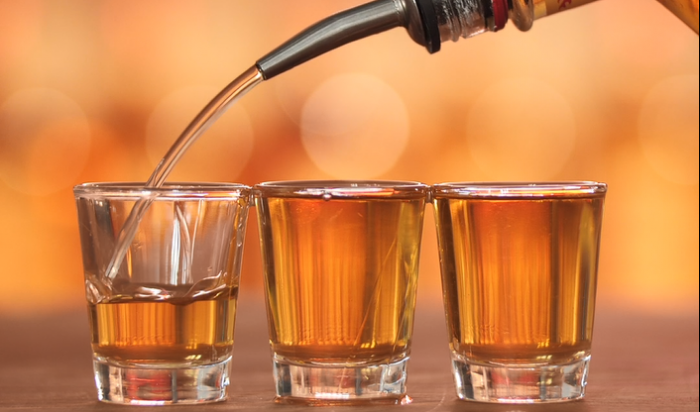 Día del shot: 26 bares venderá a $1.000 el trago
