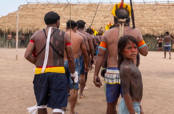 Amazonía: las tribus enemigas que se unieron contra el presidente Jair Bolsonaro