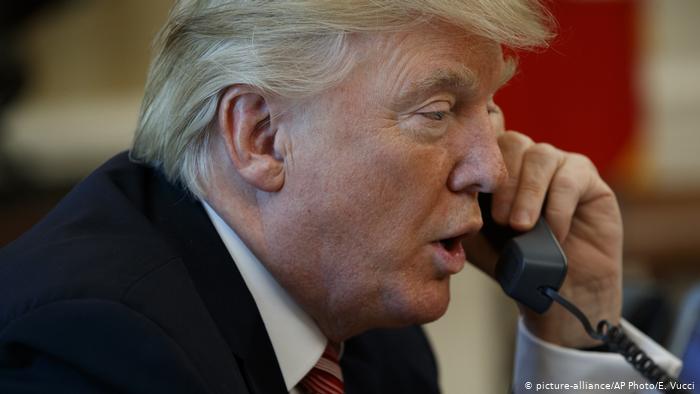 Revelan transcripción de la llamada donde Trump instó a Ucrania a investigar a Biden