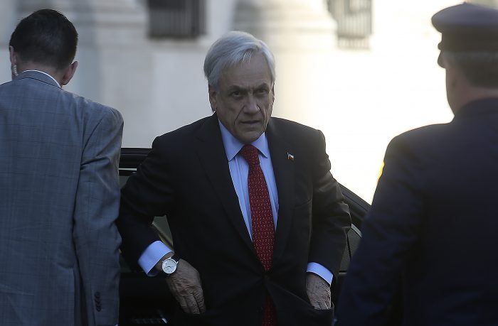 “Estoy conforme”: Piñera respalda al ministro Monckeberg pese al fracaso del Gobierno en la batalla de las 40 horas