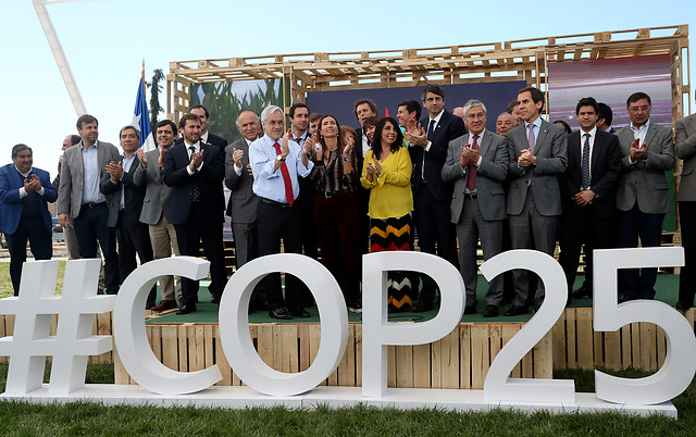 Fernando Barros queda solo: empresarios y Gobierno se desmarcan de postura del exasesor de Piñera contra la COP25