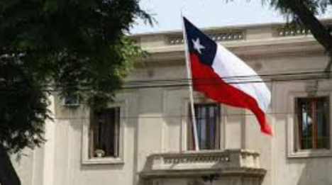 Cancillería arriba a Caracas para restablecer asistencia consular y servicios a chilenos