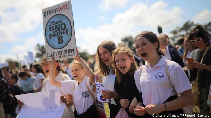 Miles de jóvenes lanzan huelga global por el clima tras llamado de Greta Thunberg