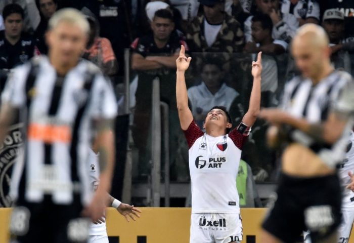 Pulga Rodríguez lideró la histórica clasificación de Colón a la final de la Sudamericana
