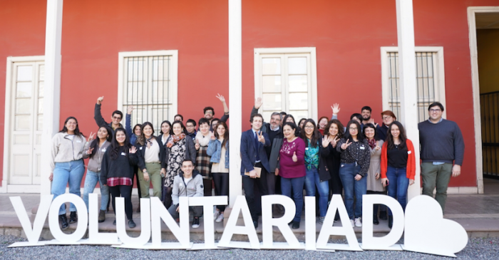 Jóvenes participan en jornada de co-creación para levantar  programa de voluntariado patrimonial