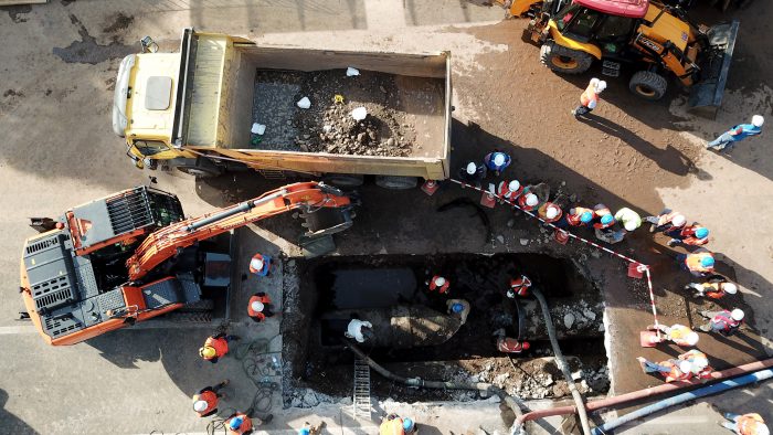 Aguas Andinas identifica el punto exacto de la rotura de matriz y reparaciones podrían extenderse por al menos 9 días