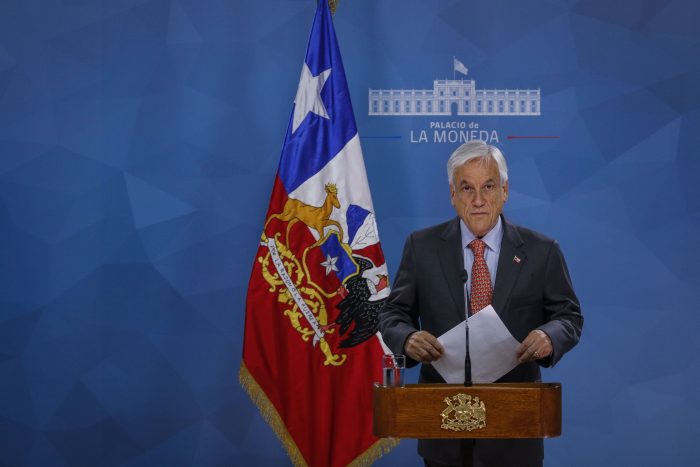 Filtran audio de Piñera en el que dice que se decretará toque de queda